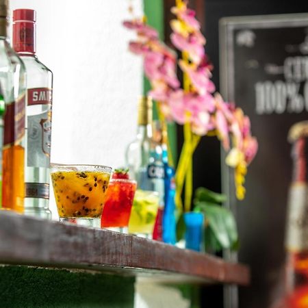 Hotel Cajueiro グァルジャー エクステリア 写真