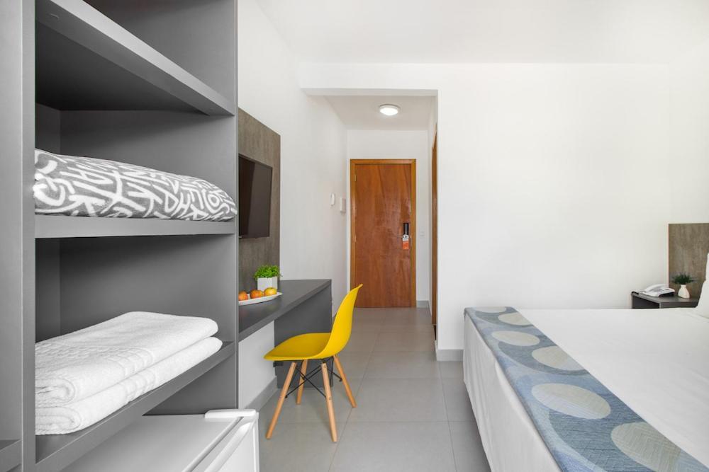 Hotel Cajueiro グァルジャー エクステリア 写真