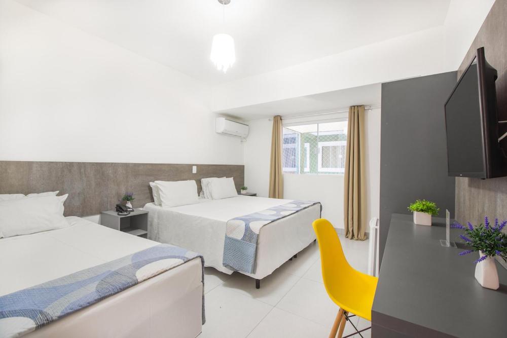 Hotel Cajueiro グァルジャー エクステリア 写真