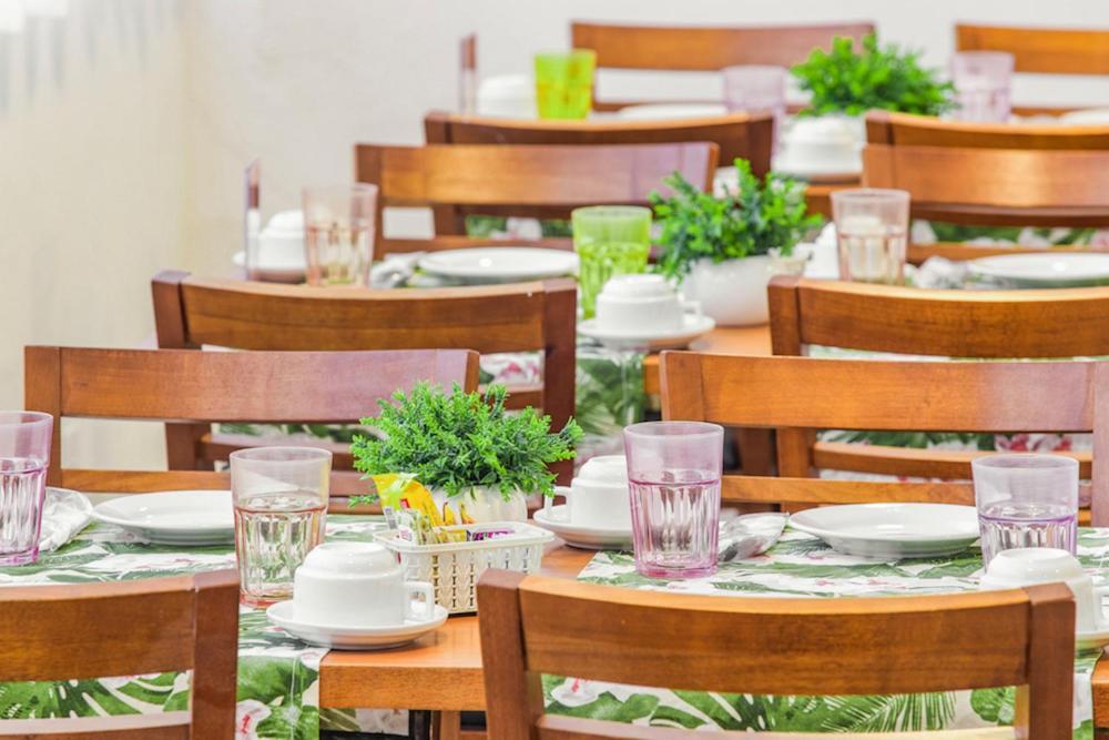 Hotel Cajueiro グァルジャー エクステリア 写真