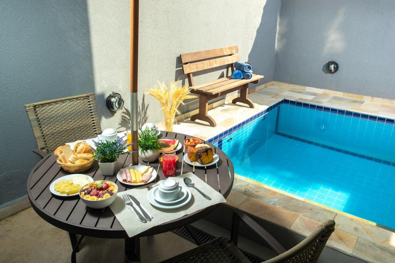Hotel Cajueiro グァルジャー エクステリア 写真