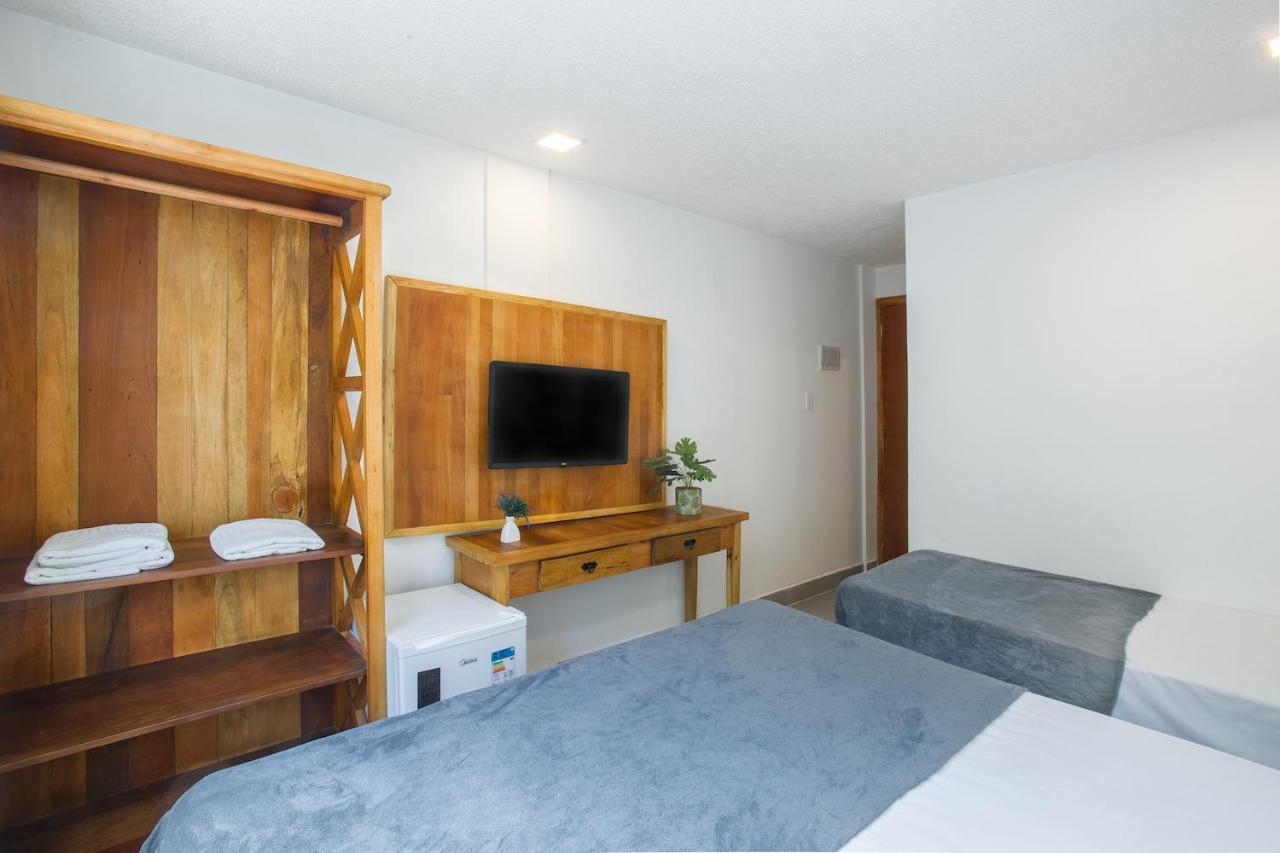 Hotel Cajueiro グァルジャー エクステリア 写真